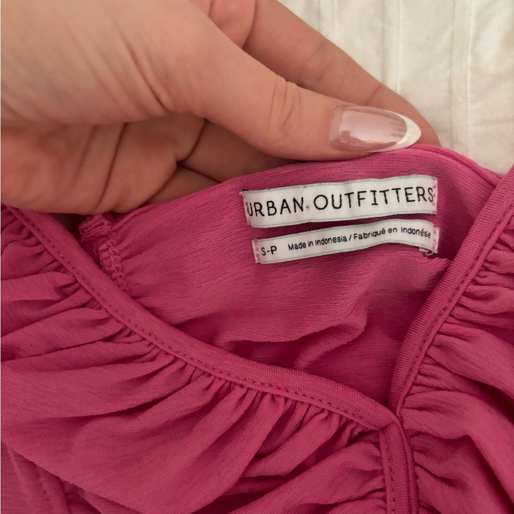 Pink Ruched Crop Top - Picture 4 of 6